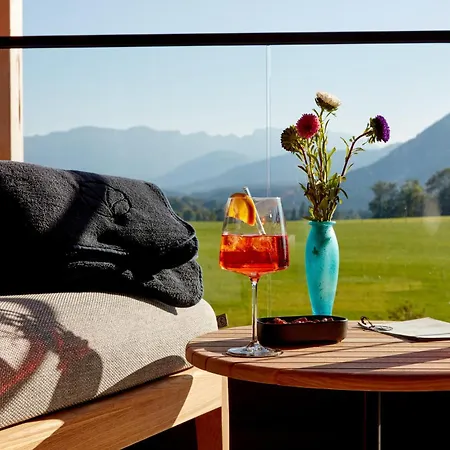 ホテル Bergeblick バート・テルツ