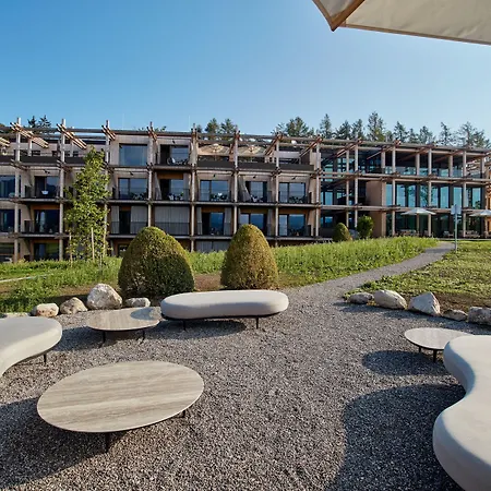Hotel Bergeblick *