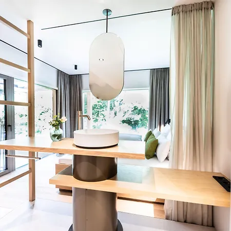 Bergeblick Hotel *